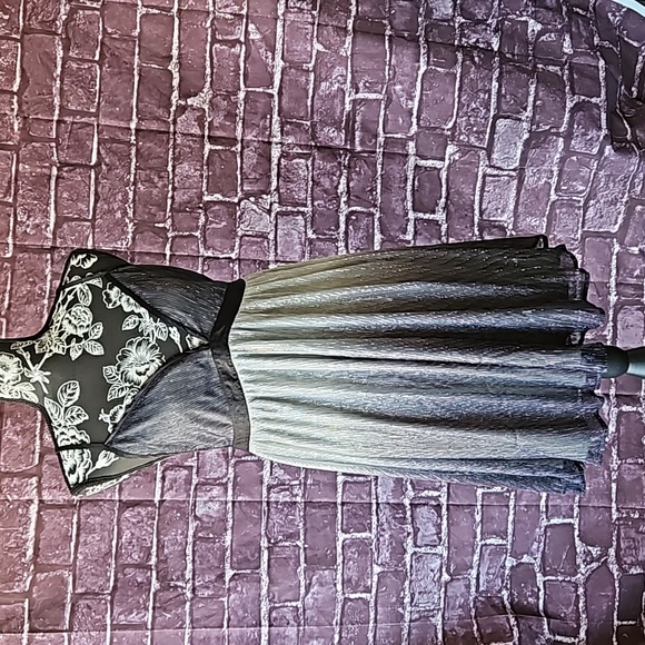 Show Me Your MuMu Dresses & Skirts - Show Me Your MuMu Icicle Dip Dye Ombre Dress size Large